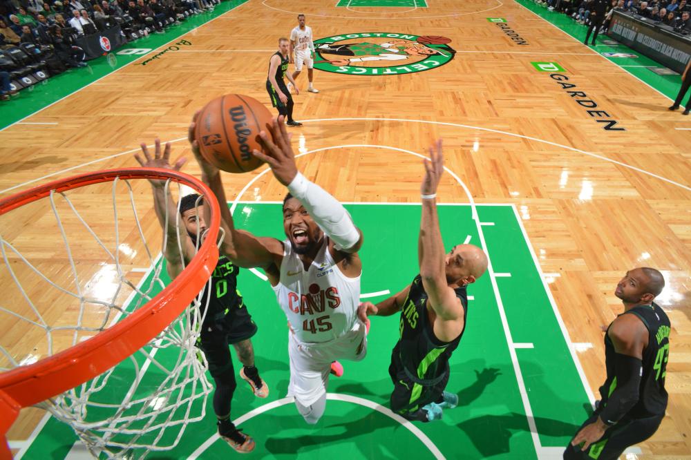 中在预测比 中在预测比