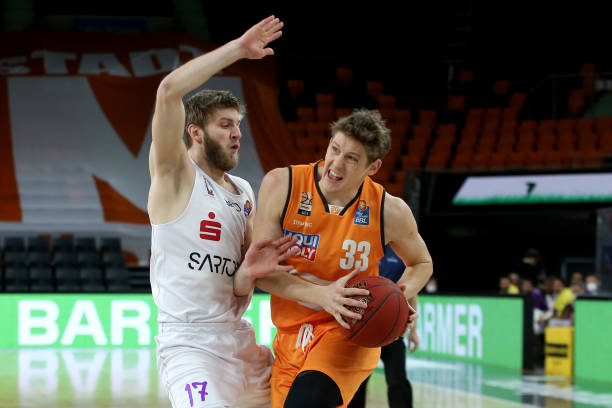 冠面对巴黎 冠面对巴黎